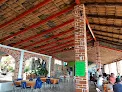 Restaurant Bar Piedra Barrenada, en Carretera Jocotepec-Chapala 650 en San Juan Cosalá, es un lugar familiar junto al lago con comida deliciosa y acceso para sillas de ruedas.​