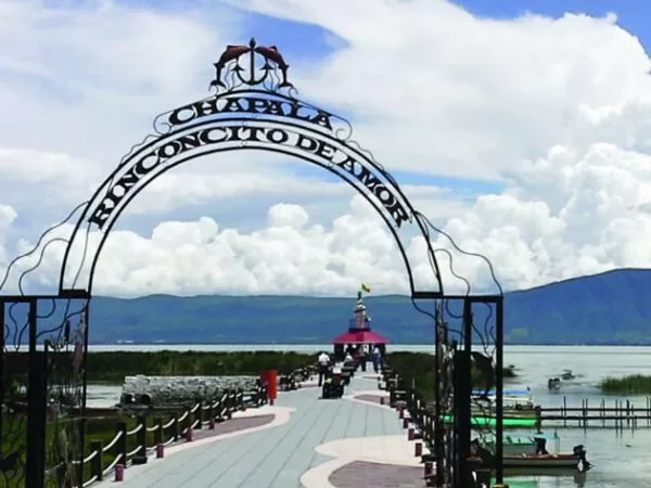 malecon de chapala jalisco