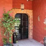 Home in Los Galapagos with 4 room and 3 bath Paseo de Las Lanchas
